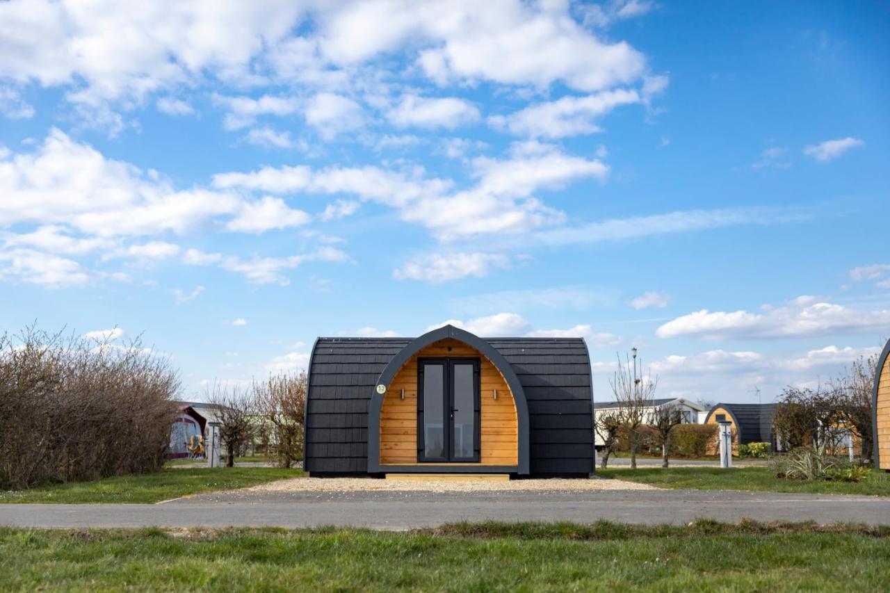 Camping Pods, Carlton Meres Holiday Park Rendham Exteriör bild