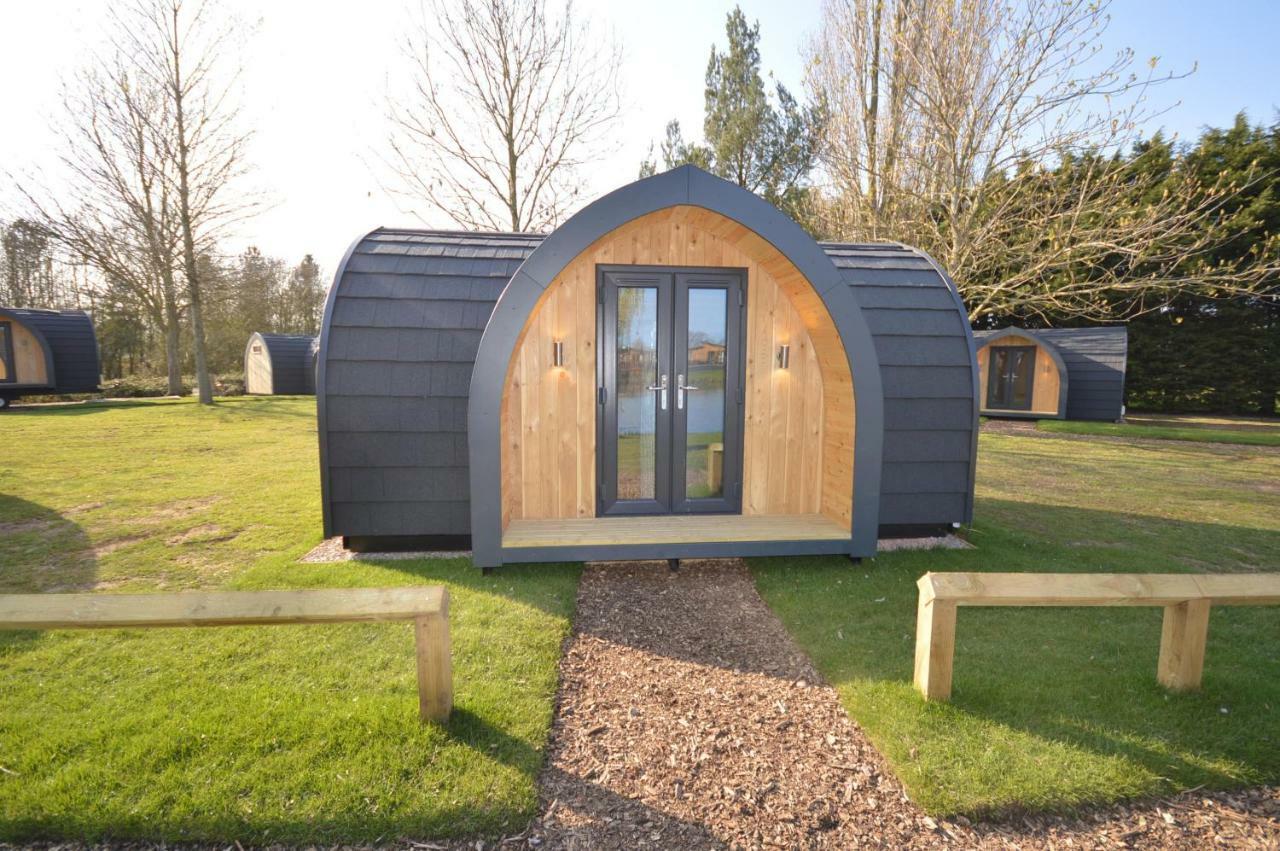 Camping Pods, Carlton Meres Holiday Park Rendham Exteriör bild